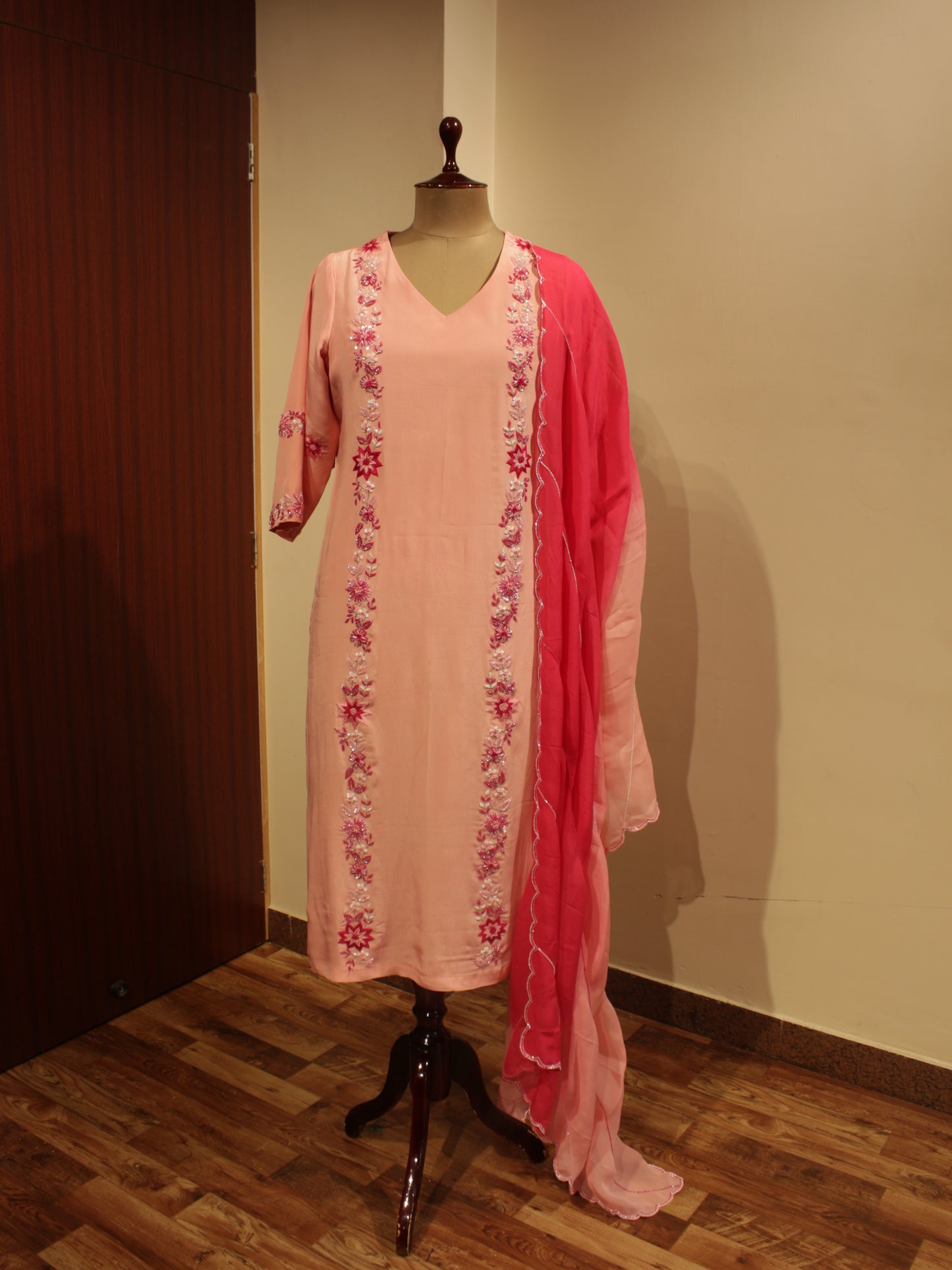 Peach kurta with pants & dupatta