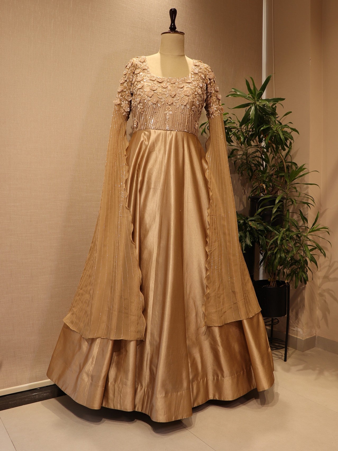 Champagne gold 3d gown