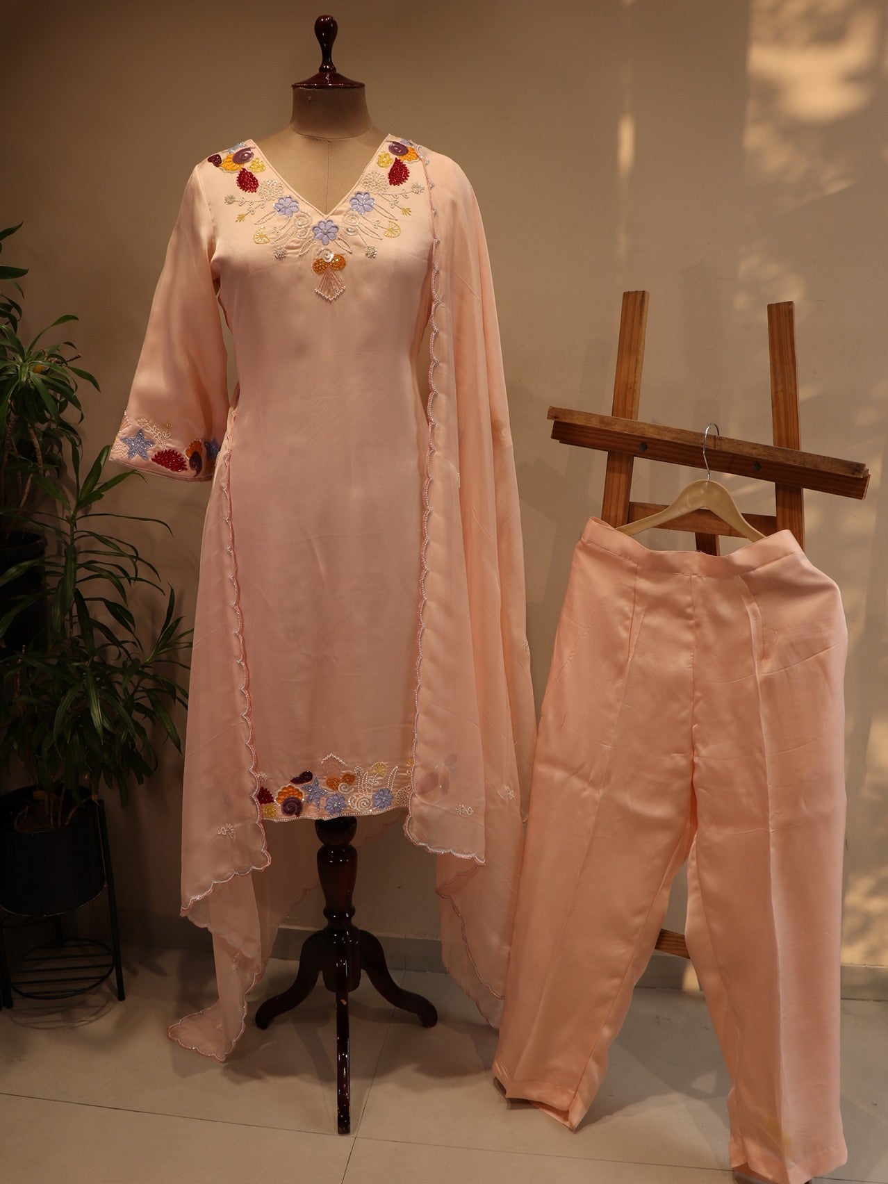Blush pink kurta pants dupatta