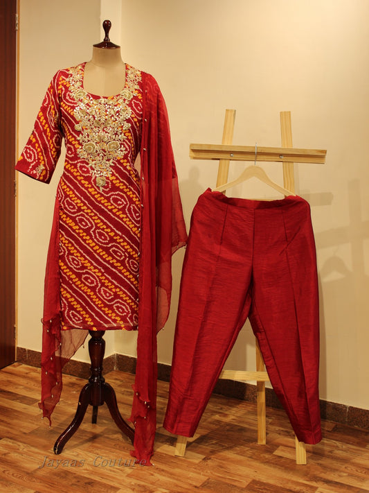 Maroon gotta patti kurta pants with dupatta