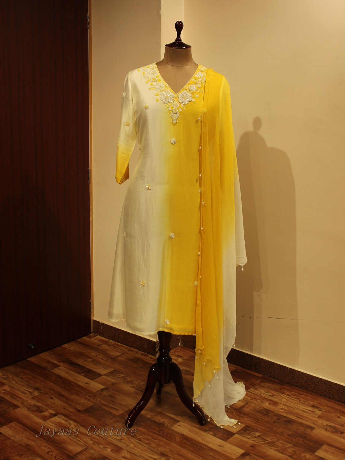 Off White yellow shaded kurta pants with dupatta