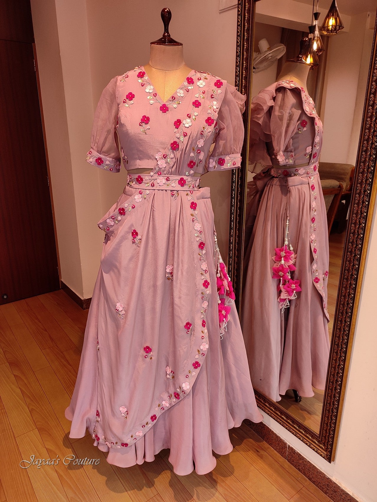 Mauve Lehenga With Drape Dupatta & Belt