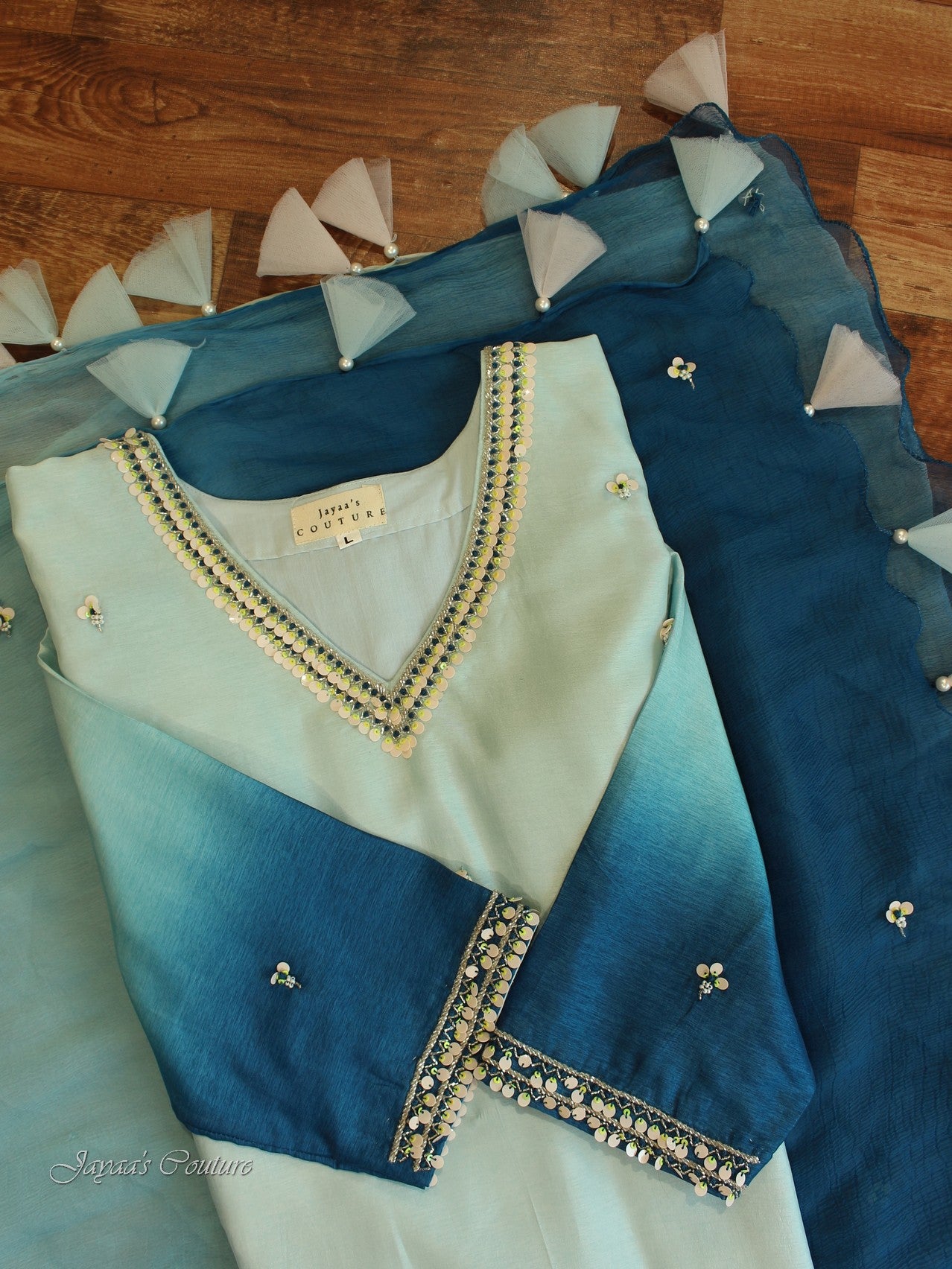 Blue Ombre shaded kurta pants with dupatta