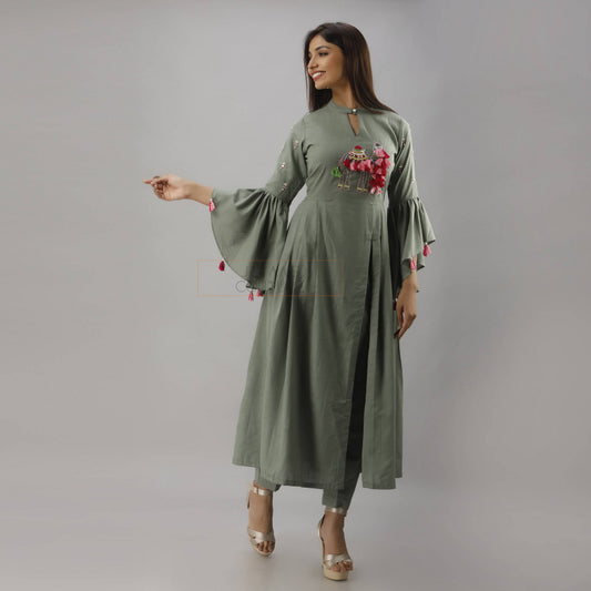 Dusty greyish green pleated kurta pants