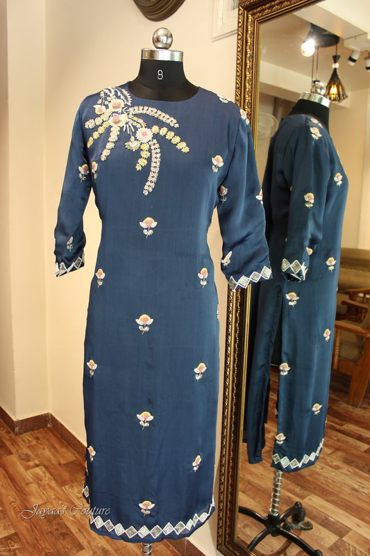 blue kurta with pants and dupatta