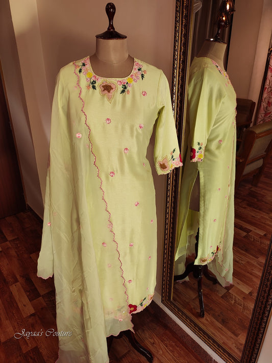 Lyril green kurta pants with dupatta