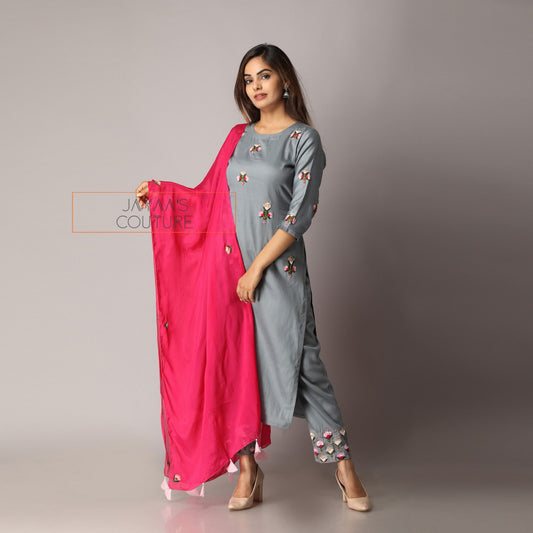 Grey kurta pants with fusia pink dupatta