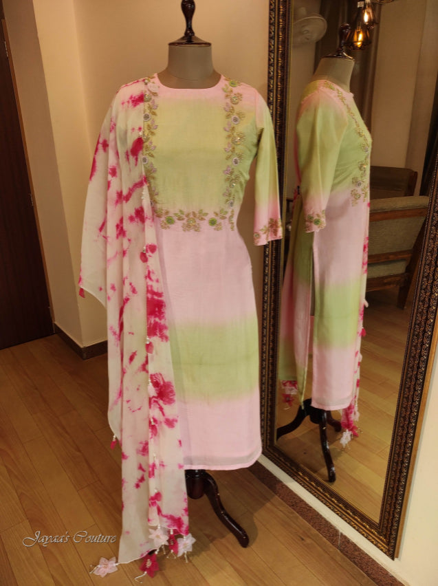 Shaded greenish pink kurta pant with tie& dye dupatta