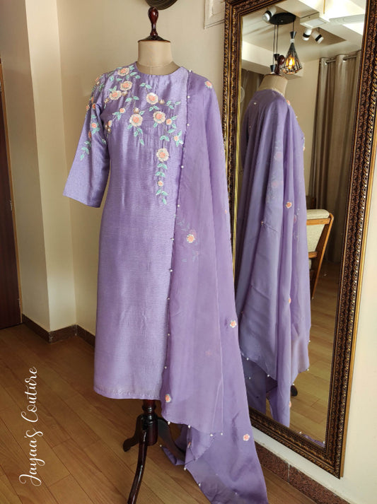 Purplish kurta pants dupatta