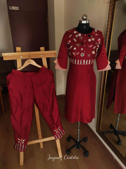 Maroon Kurta pants with dupatta