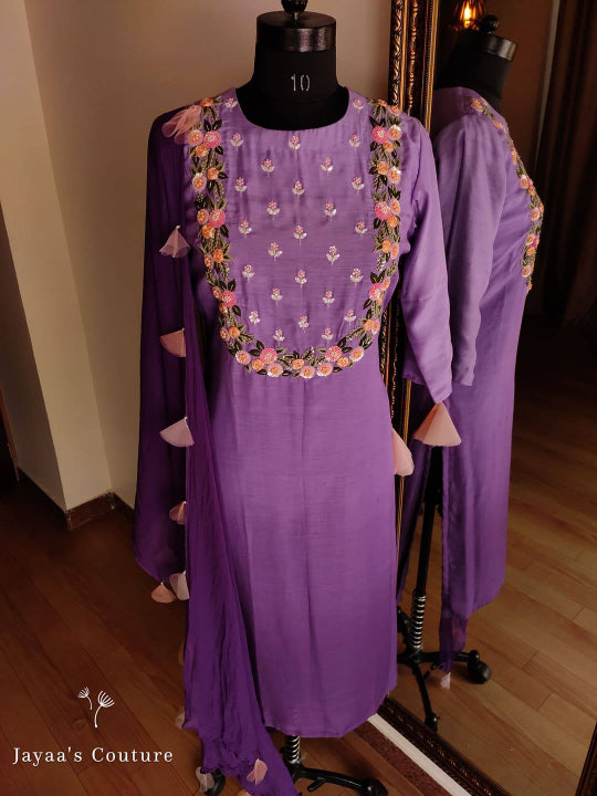 Shaded purple kurta pants and dupatta
