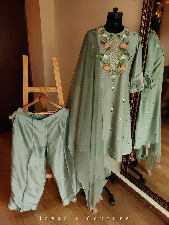 Dusty green 3d work kurta pants and dupatta