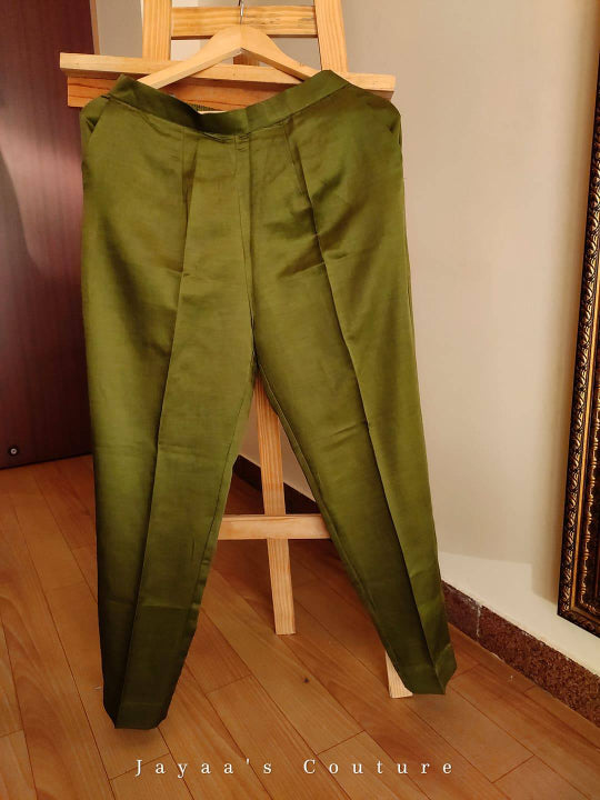 Olive green 3d work kurta pants & dupatta