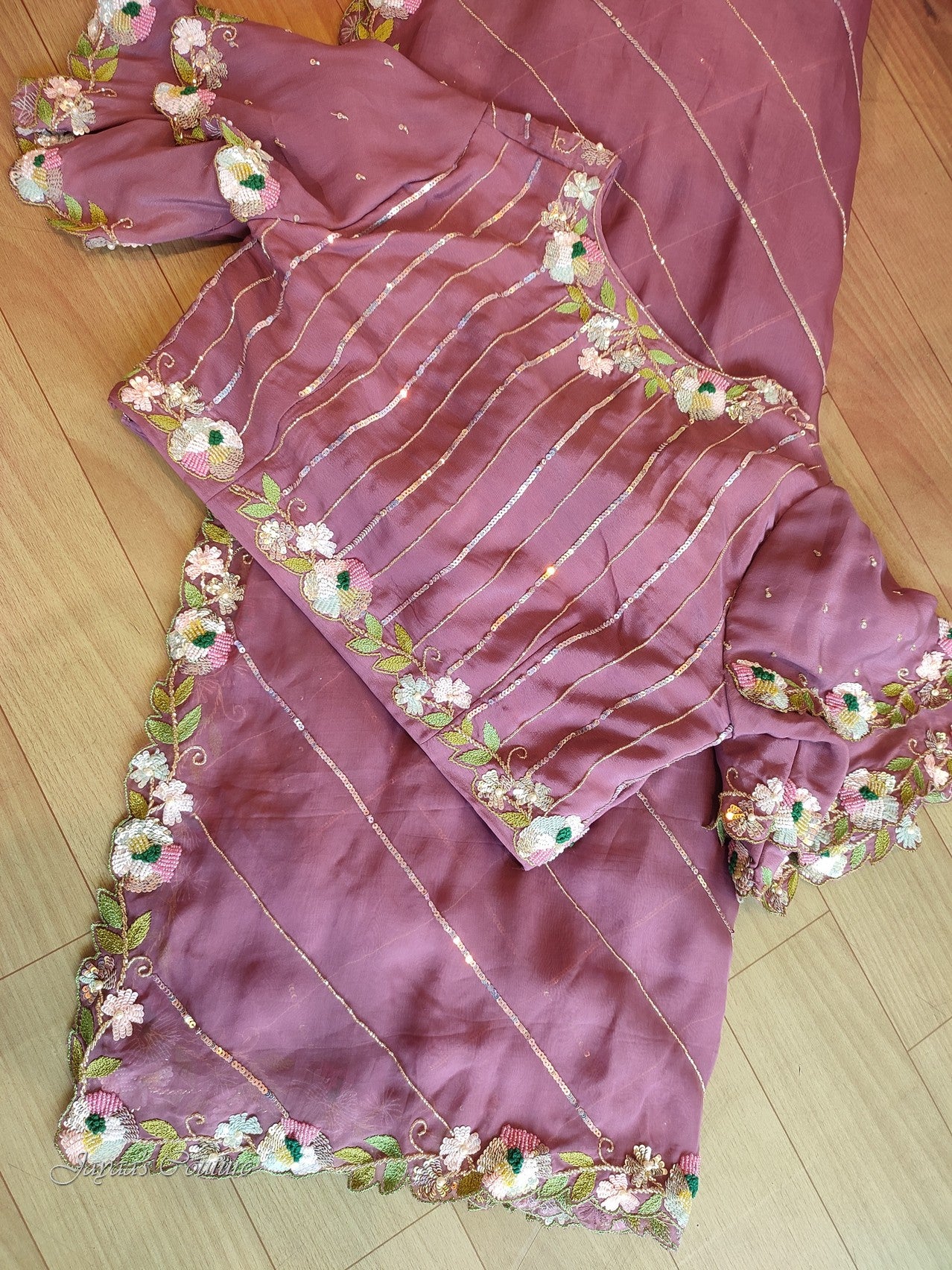 Mauve saree with blouse