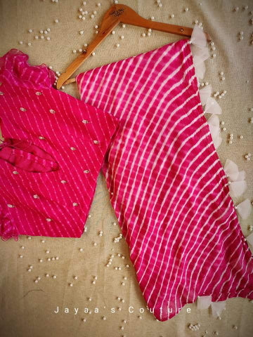 Dark pink leheriya saree with mothda blouse