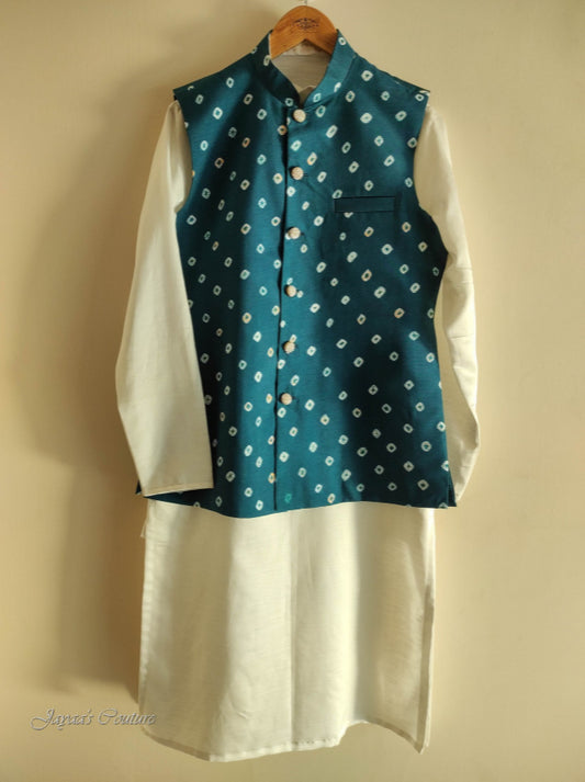 Off white kurta with blue badhani jacket