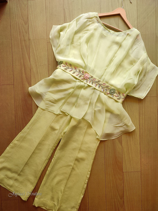 Lirl green top with pant & belt