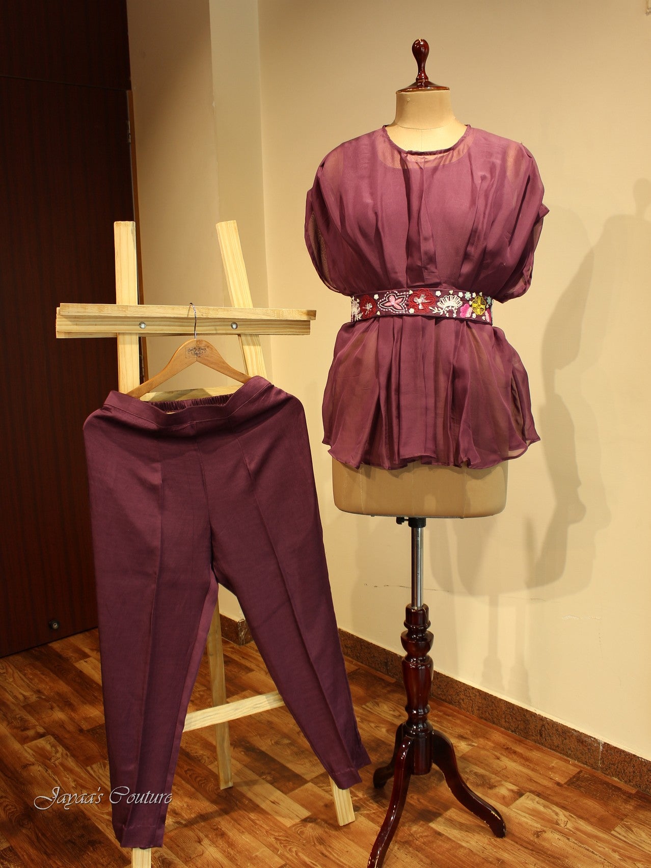 Mauve co-ord set with pants and belt