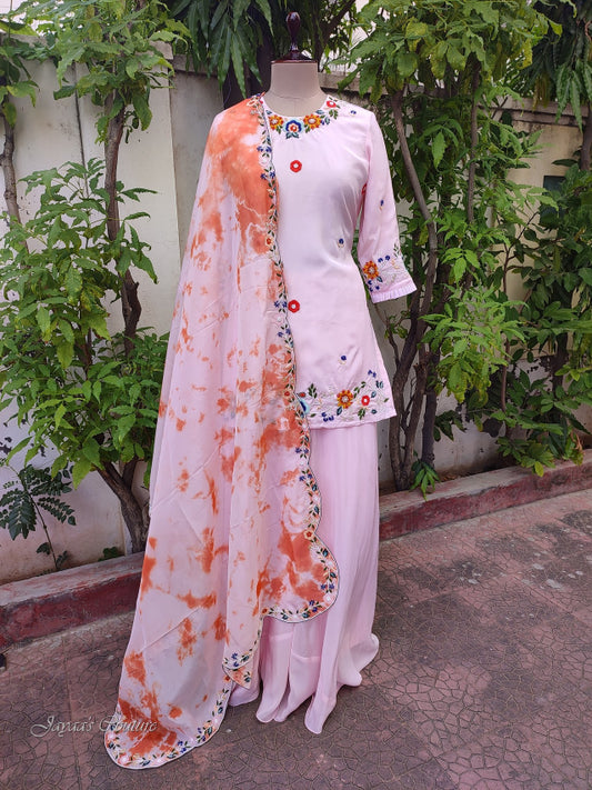 Blush pink short kurta with flared plazo & tie & dye dupatta