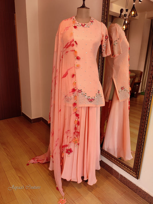 Peach short kurta with flared plazo & tie & dye dupatta