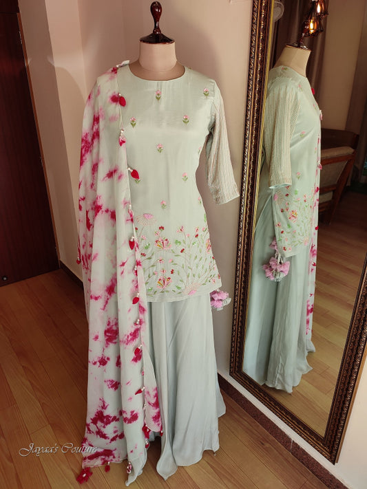 Pastel grey short kurta with skirt & dupatta
